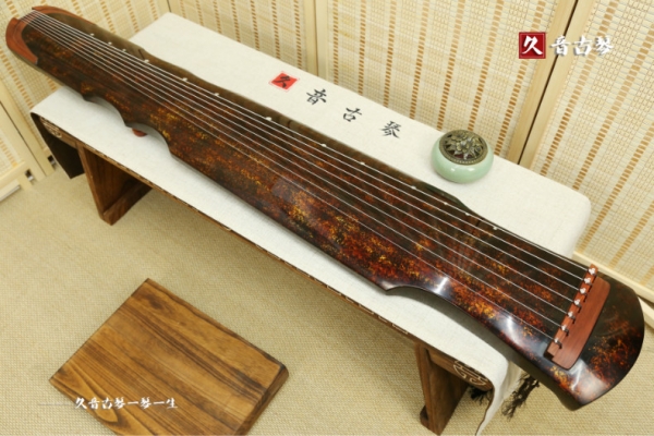 甘南藏族自治州收藏级古琴【犀牛皮纹伏羲式】